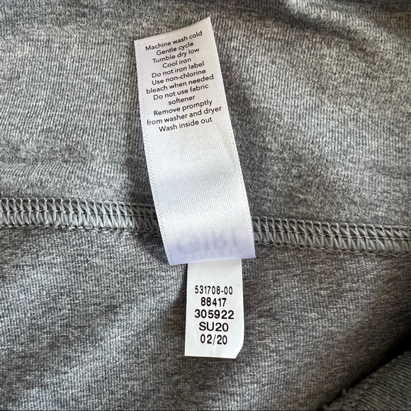 Athleta Girl • Gray Camo Printed Chit Chat Tight Leggings • Size XXL/16 - Picture 11 of 11